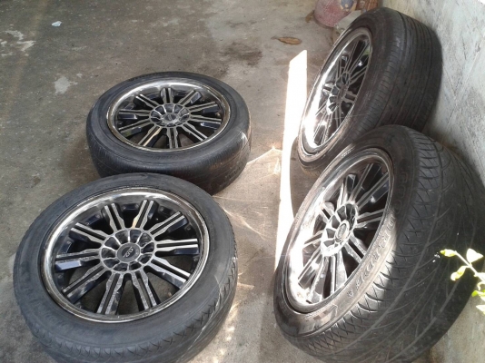 ขอบ17นิ้ว5รู100/114 พร้อมยาง ชุดนี้ ราคา 7400 บาท ขอบ17นิ้ว5รู100/114 พร้อมยาง ชุดนี้ ราคา 7400 บาท