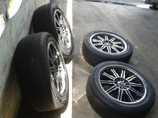 ขอบ17นิ้ว5รู100/114 พร้อมยาง ชุดนี้ ราคา 7400 บาท ขอบ17นิ้ว5รู100/114 พร้อมยาง ชุดนี้ ราคา 7400 บาท