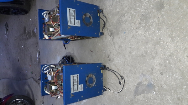 เครื่องเชื่อมอาร์ก้อน Panasonic 150 สภาพสวย !! ตัวล่ะ20,000