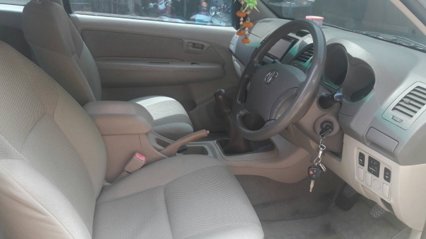 รถกระบะ TOYOTA VIGO ปี08 ไฟฟ้า พาวเวอร์ เครื่อง 2500 CC. ราคา 298,000 บ.รถอยู่ดอนเมือง