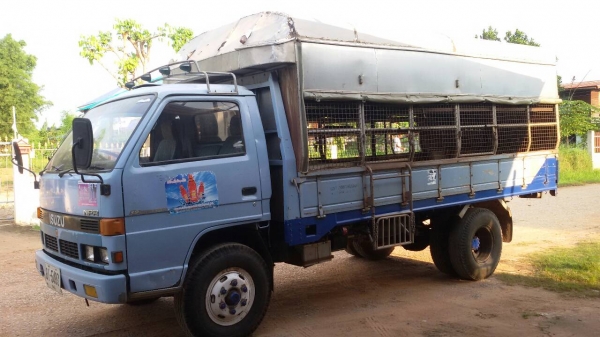 ขายหลังคาทั้งชุด 6500. รถหกล้อ 4.3 เมตร