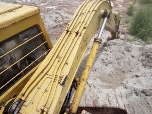 ขายแม็คโคร CAT E140 เครื่องปั๊มเดิมเอกสารชื้อขาย สนใจติดต่อ 0835601591 หรือ 0903494058