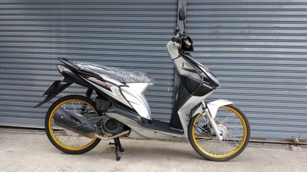 HONDA ICON 110 ทะเบียนเลข 925 กรุงเทพ ฟรีค่าโอน