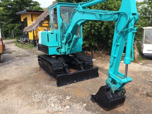 kubota kh11hเก่าญี่ปุ่น สภาพดี พร้อมใช้ มีไลด์เย็กหัวเจาะ