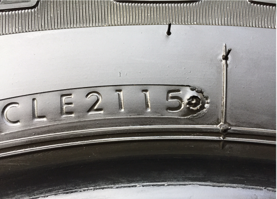 ยาง Bridgestone 245 70 16 กลางปี15 ดอกเต็ม ไม่มีปะ ราคาไม่แพง