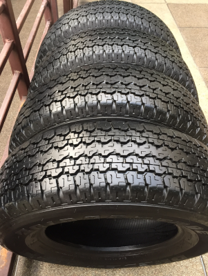 ยาง Bridgestone 245 70 16 กลางปี15 ดอกเต็ม ไม่มีปะ ราคาไม่แพง
