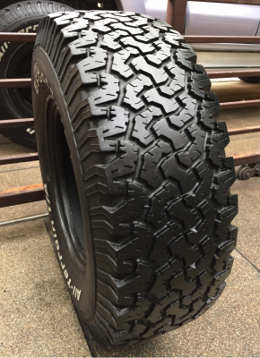 ยาง All BF Goodrich 31 10.5 R15 ปลายปี13 ดอกเต็มติดหนวด ใช้ยาว ราคาไม่แพง
