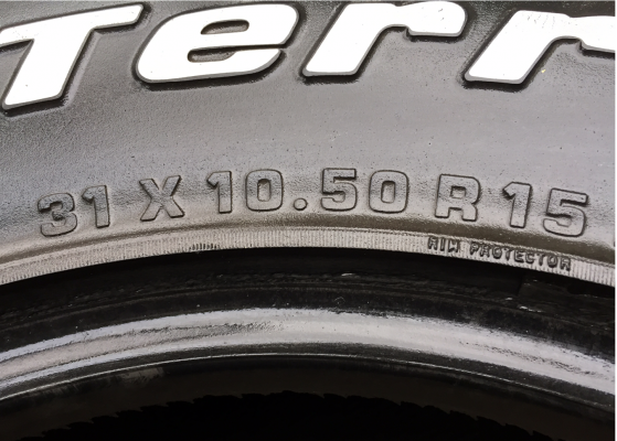 ยาง All BF Goodrich 31 10.5 R15 ปลายปี13 ดอกเต็มติดหนวด ใช้ยาว ราคาไม่แพง