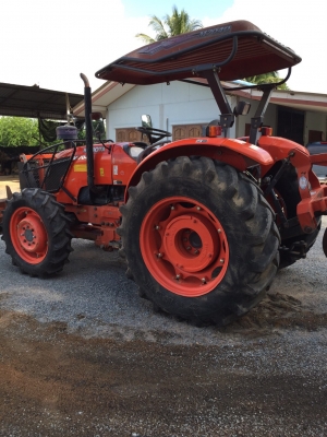 ขายคูโบต้าM7040มีดันหน้า+ผาน3 สีเดิมจากโรงงานคับ เล่มทะเบียนพร้อมโอนคับ ราคา490,000บาท ขายคูโบต้าM7040มีดันหน้า+ผาน3 สีเดิมจากโรงงานคับ เล่มทะเบียนพร้อมโอนคับ ราคา490,000บาท