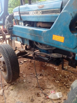 ขายรถแทรคเตอร์FORD6600 คีบหน้า เอกสารทะเบียน สภาพพร้อมใช้งาน เครื่องดี