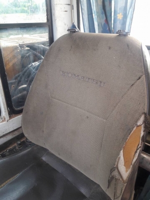 ขายโคมัสสุ100-5  เครื่องเดิมปั้มเดิม ช่วงล่างเต็มไฟตัด รถสวย แอร์มี รถพร้อมทำงาน ติดต่อ0805771468 อาท