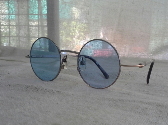 แว่นตา &#039;หยดน้ำ จอห์น เลนนอน&#039; ที่งดงามที่สุดในใต้หล้า  Vintage BOREL handmade in Italy