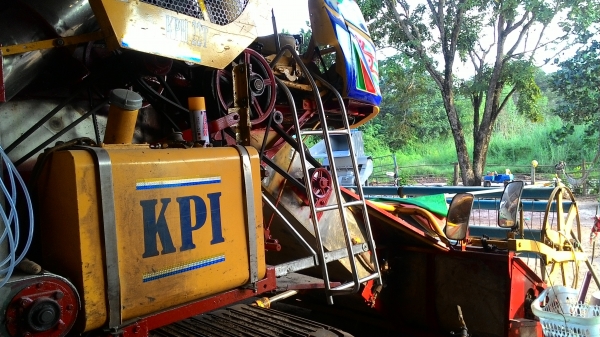 รถเกี่ยวเจ้าช้างไวไฟ