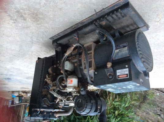 ขายเครื่องปั่นไฟ 17KVAไดร์บัสเลส 3 เฟส meccalte ไม่เคยใช้งานในไทย