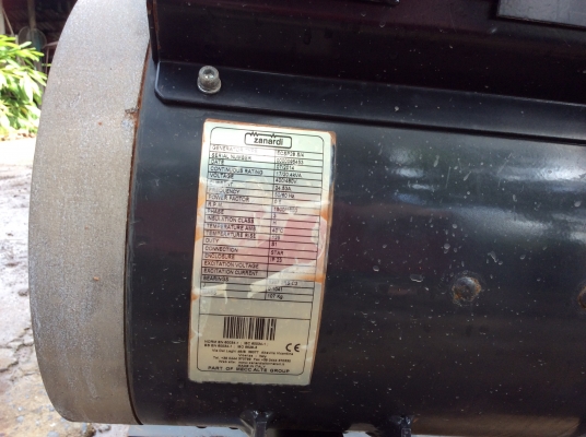 ขายเครื่องปั่นไฟ 17KVAไดร์บัสเลส 3 เฟส meccalte ไม่เคยใช้งานในไทย