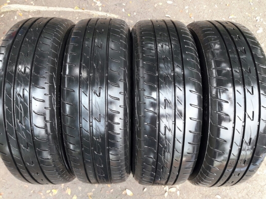 ยางBRIDGESTONE รุ่น Ecopia EP200 .185 60R15 ปี2015 สภาพสวยมากๆดอกเต็มๆคุ้มสุดๆใช้อีกนานไม่แพง