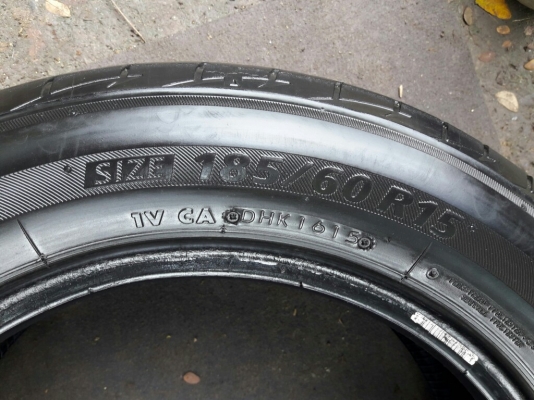 ยางBRIDGESTONE รุ่น Ecopia EP200 .185 60R15 ปี2015 สภาพสวยมากๆดอกเต็มๆคุ้มสุดๆใช้อีกนานไม่แพง
