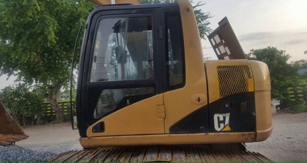 ขาย!! >>> CAT 311C <<< พร้อมใช้งาน เอกสารเล่มทะเบียน ราคาแค่ 890,000 บาท (ยังต่อรองได้อีก) ขาย!! >>> CAT 311C <<< พร้อมใช้งาน เอกสารเล่มทะเบียน ราคาแค่ 890,000 บาท (ยังต่อรองได้อีก)