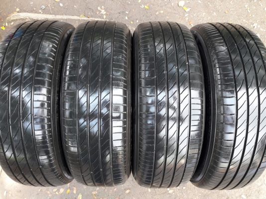 ยางMICHELIN รุ่น PRIMACY 3 ST. 195 65R15 ปี3214 สภาพสวยมากๆ ดอกเต็มๆ90\%ไม่มีปะคุ้มสุดๆใช้อีกนานไม่แพง