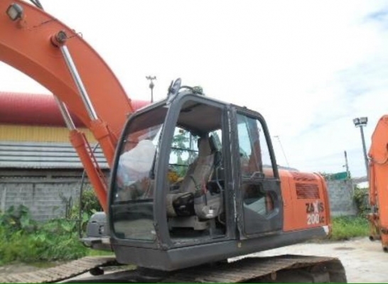 ขาย!! >>> Hitachi Zx200 รุ่น 3LC <<< ใช้งานได้ ราคา 1,490,000 บาท เอกสารพร้อม