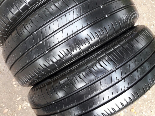 ยางDUNLOP 185 65R15 ปี2015 สภาพสวยมากๆดอกเต็ไม่มีปะคุ้มสุดๆใช้อีกนานไม่แพง ยางDUNLOP 185 65R15 ปี2015 สภาพสวยมากๆดอกเต็ไม่มีปะคุ้มสุดๆใช้อีกนานไม่แพง