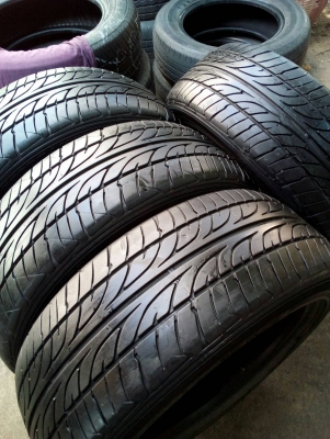 215/55R17 DUNLOP SP SPORT LM-703 ชุด 4 เส้น. tel.081-427-3941 215/55R17 DUNLOP SP SPORT LM-703 ชุด 4 เส้น. tel.081-427-3941
