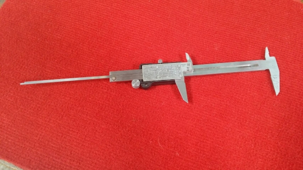 เวอร์เนีย KEIBA เก่าญี่ปุ่น สภาพสวย ใช้งานง่าย ทำให้งานวัดขนาดง่ายและแม่นยำ ด้วยระบบวัดดิจิตอล ขนาด 150 mm.