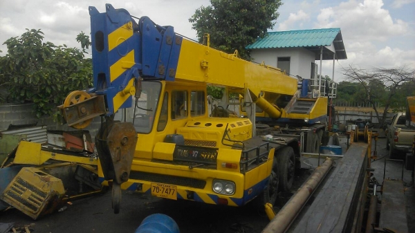 ขายรถเครน TANADO TL200M-1 ปี 1981 ราคา 3 ล้าน