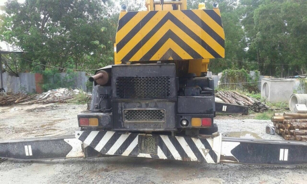 ขายรถเครน TANADO TL200M-1 ปี 1981 ราคา 3 ล้าน