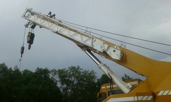 ขายรถเครน TANADO TL200M-1 ปี 1981 ราคา 3 ล้าน