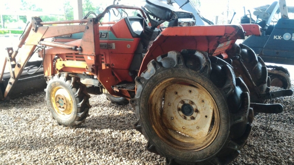 ขายรถไถ KUBOTA L1-185 พร้อมตัวตัก 2เพลา  ราคา 100,000 บาท  อ.แกลง จ.ระยอง   DC Tractor Rayong 0818618678,0899347475 https://www.facebook.com/DC-Tractor-Rayong-3071545327&hellip;/shop&hellip; id line=081-8618678 id line=089-9347475