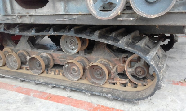 ขายรถเกี่ยวข้าว DC 60 รถใช้งานได้2800 ชม ขายรถเกี่ยวข้าว DC 60 รถใช้งานได้2800 ชม