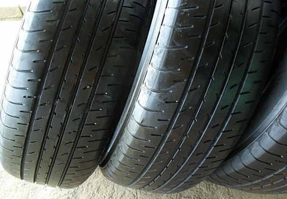 ยางขอบ17 โยโกฮาม่า225-60-R17ลงพื้นปี16 (4เส้น 5,800)ดอกหนา 1เซ็น