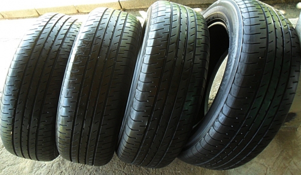 ยางขอบ17 โยโกฮาม่า225-60-R17ลงพื้นปี16 (4เส้น 5,800)ดอกหนา 1เซ็น