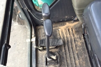 KOBELCO SK 75 UR-3E เวอร์ชั่น YR-07 โฉมล่าสุดของรุ่นนี้ ณ ปัจจบัน นำเข้าจากญี่ปุ่น โทร.090-986-2521 อ๊อบ