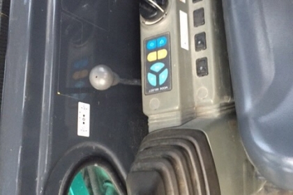 KOBELCO SK 75 UR-3E เวอร์ชั่น YR-07 โฉมล่าสุดของรุ่นนี้ ณ ปัจจบัน นำเข้าจากญี่ปุ่น โทร.090-986-2521 อ๊อบ