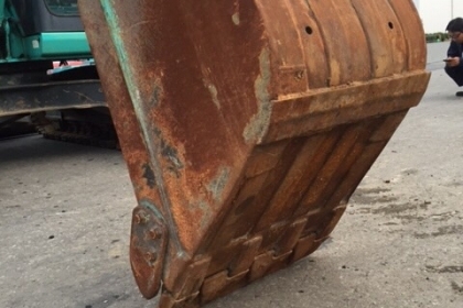 KOBELCO SK 75 UR-3E เวอร์ชั่น YR-07 โฉมล่าสุดของรุ่นนี้ ณ ปัจจบัน นำเข้าจากญี่ปุ่น โทร.090-986-2521 อ๊อบ