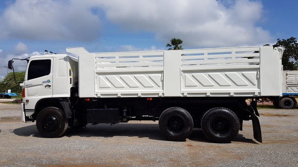 ขาย HINO MEGA 320 แรงม้า ปี 48 กระบะดั้มสามมิตร ขาย HINO MEGA 320 แรงม้า ปี 48 กระบะดั้มสามมิตร