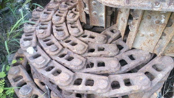 ขายโซ่ ใหม่ตราโคมัสสุ ใส่รถแมคโค PC-200-5-6-7-8 และว่อนโว่โซ่แท้คับ และโซ่เก่าตรา CAT- ใส่ 320-2-B-D และโกเบโก้ SK-200-3-5-6-8 ขายไม่แพงครับ