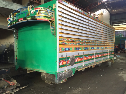 กระบะคอกมีเนียม สวยมาก ยาว7.10สุง2.5กว้าง2.55 ม.คัสซี87ซม.