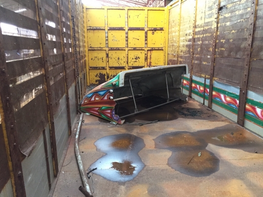 กระบะคอกมีเนียม สวยมาก ยาว7.10สุง2.5กว้าง2.55 ม.คัสซี87ซม.