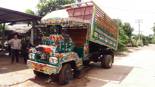 ขายรถตุ้กดั้ม เครื่อง RT 140 แรง แชชซีหน้า5 ขายรถตุ้กดั้ม เครื่อง RT 140 แรง แชชซีหน้า5