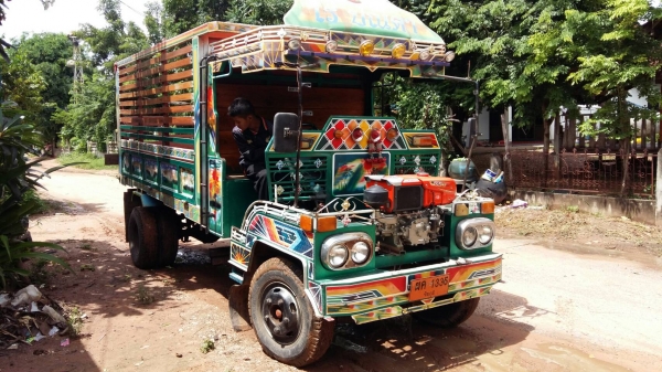 ขายรถตุ้กดั้ม เครื่อง RT 140 แรง แชชซีหน้า5 ขายรถตุ้กดั้ม เครื่อง RT 140 แรง แชชซีหน้า5