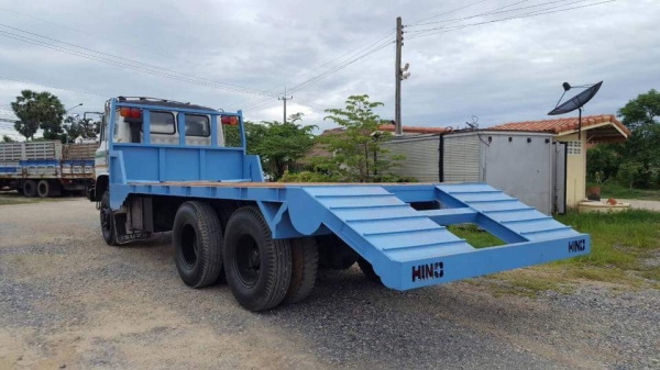 ขาย HINO SOMO 226 หางบรรทุกแม็คโฮของใหม่ ขาย HINO SOMO 226 หางบรรทุกแม็คโฮของใหม่