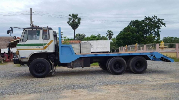 ขาย HINO SOMO 226 หางบรรทุกแม็คโฮของใหม่ ขาย HINO SOMO 226 หางบรรทุกแม็คโฮของใหม่