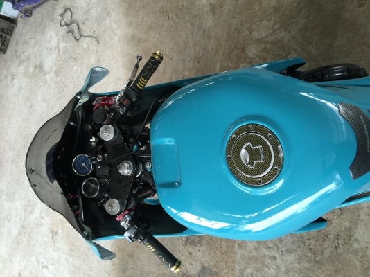 ขายด่วนcbr400เล่มทะเบียนลดพิเศษ39000บาท