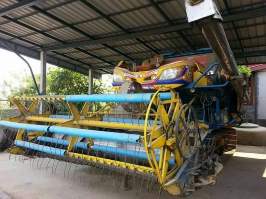 ขายรถเกี่ยวข้าว จ้าวช้างไวไฟ เครื่องJO8C สภาพพร้อมลุยงาน ราคา860,000 สนใจโทร 090-8588220คุณนะ 093-3258446คุณบิว หรือเข้าดูสินค้าอื่นๆได้ที่ www.narong2truck.com หรือ www.truck.in.th/498 หรือเพจFacebook ณรงค์ ซื้อขายรถมือสอง (เว็บไซต์ส่วนตัว) หรือFacebook