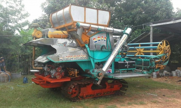 ขายรถเกี่ยวข้าว พ.เจริญการช่าง เครื่อง195เทอร์โบ สภาพพร้อมลุยงาน ราคา550,000 สนใจโทร 090-8588220คุณนะ 093-3258446คุณบิว หรือเข้าดูสินค้าอื่นๆได้ที่ www.narong2truck.com หรือ www.truck.in.th/498 หรือเพจFacebook ณรงค์ ซื้อขายรถมือสอง (เว็บไซต์ส่วนตัว) หรือF