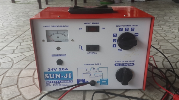 เครื่องชาร์ดแบตเตอรี่ 20 A