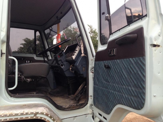 ขายเทเลอร์12ล้อ 2 เพลา 195 นางฟ้า เกียร์ZF หางเป็ด เฮียบ3ตัน ขายเทเลอร์12ล้อ 2 เพลา 195 นางฟ้า เกียร์ZF หางเป็ด เฮียบ3ตัน